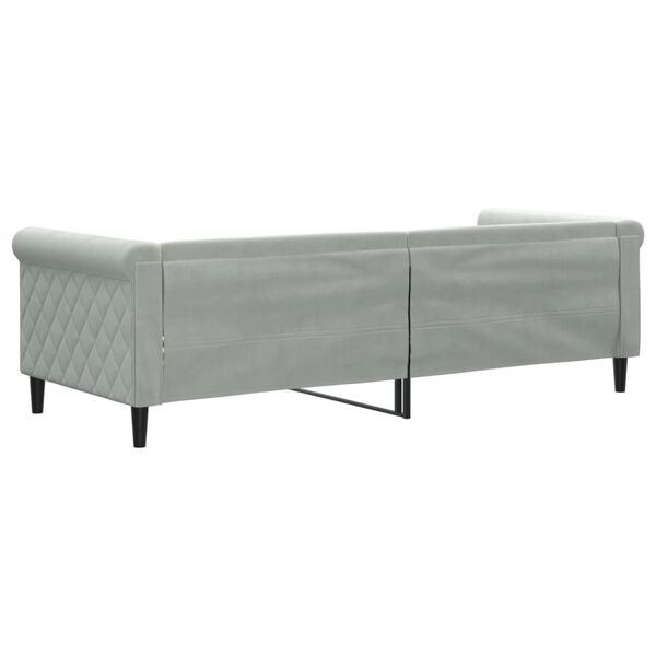Showing Product Image 4 of 8