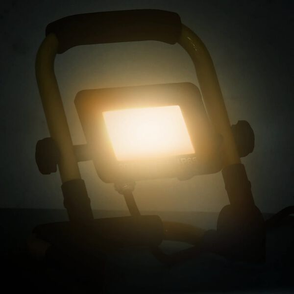 vidaXL LED prožektors ar rokturi, 20 W, silti balta gaisma