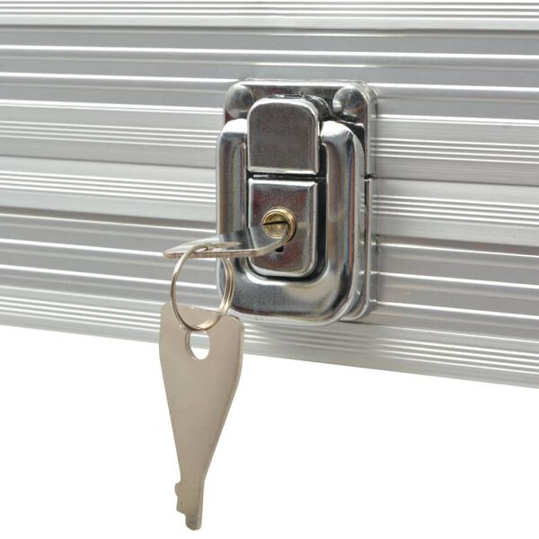 Showing Product Image 4 of 5
