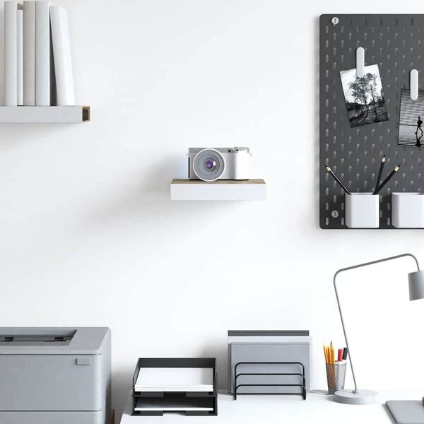 vidaXL sienas plaukts, baltā un ozolkoka krāsā, 23x23,5x3,8 cm, MDF