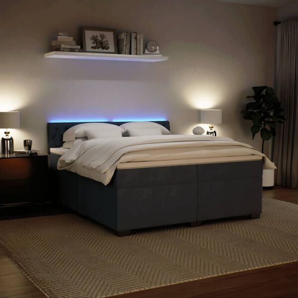 Showing Product Image 4 of 18