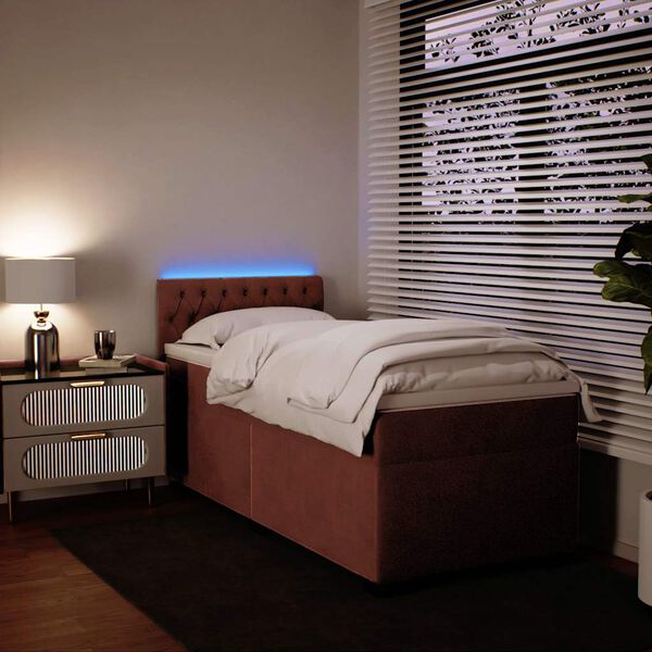 Showing Product Image 4 of 18