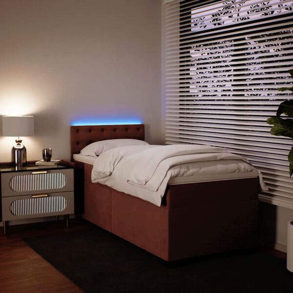 Showing Product Image 4 of 18
