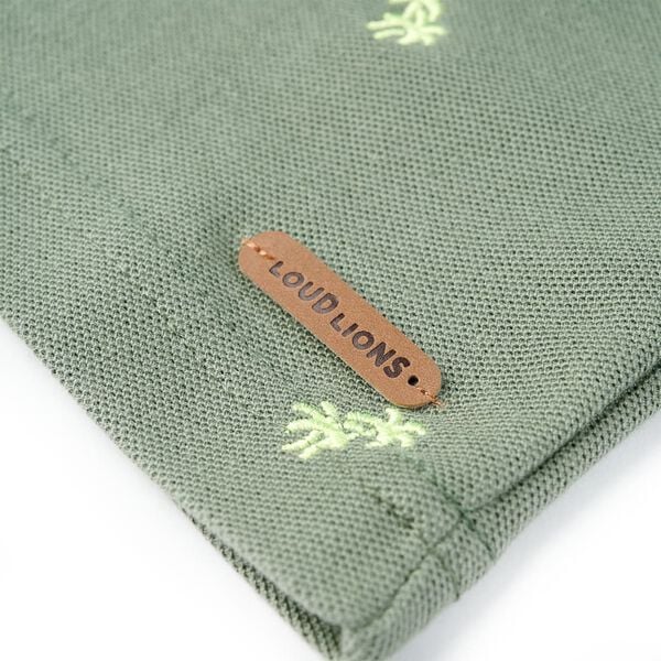 Showing Product Image 4 of 7