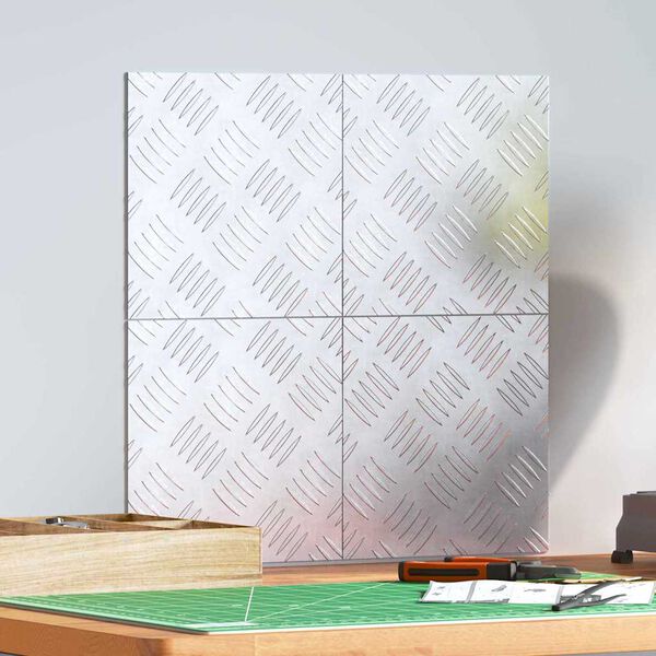 Showing Product Image 2 of 8