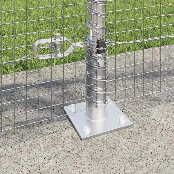 Showing Product Image 4 of 18
