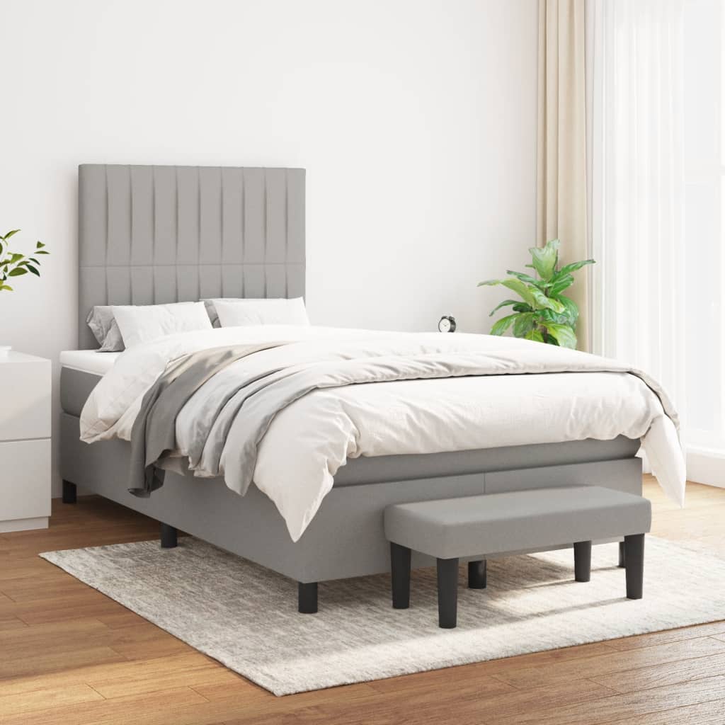 vidaXL atsperu gulta ar matraci, gaiši pelēka audums, 120x190 cm